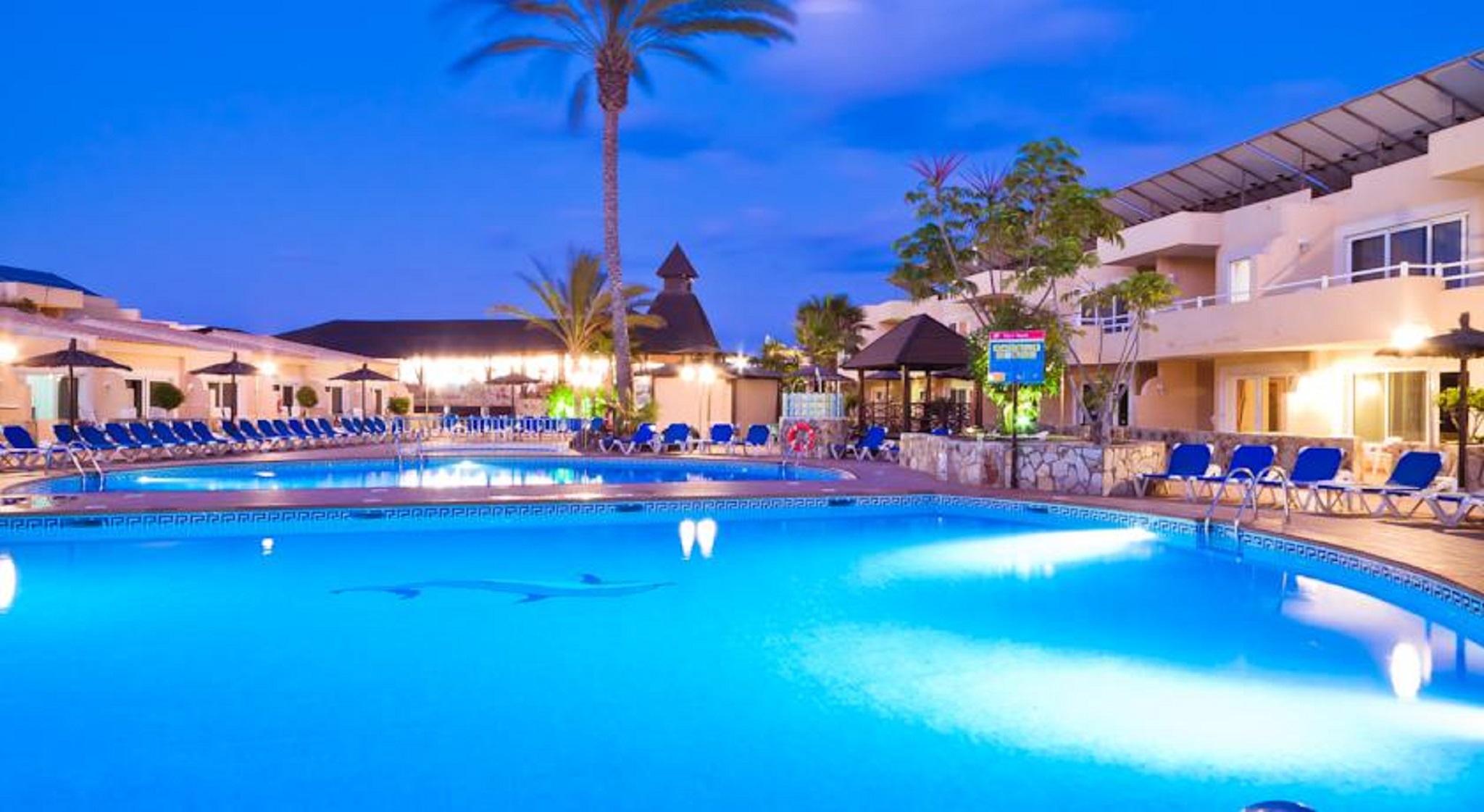 קורלחו Hotel Arena Suite מראה חיצוני תמונה