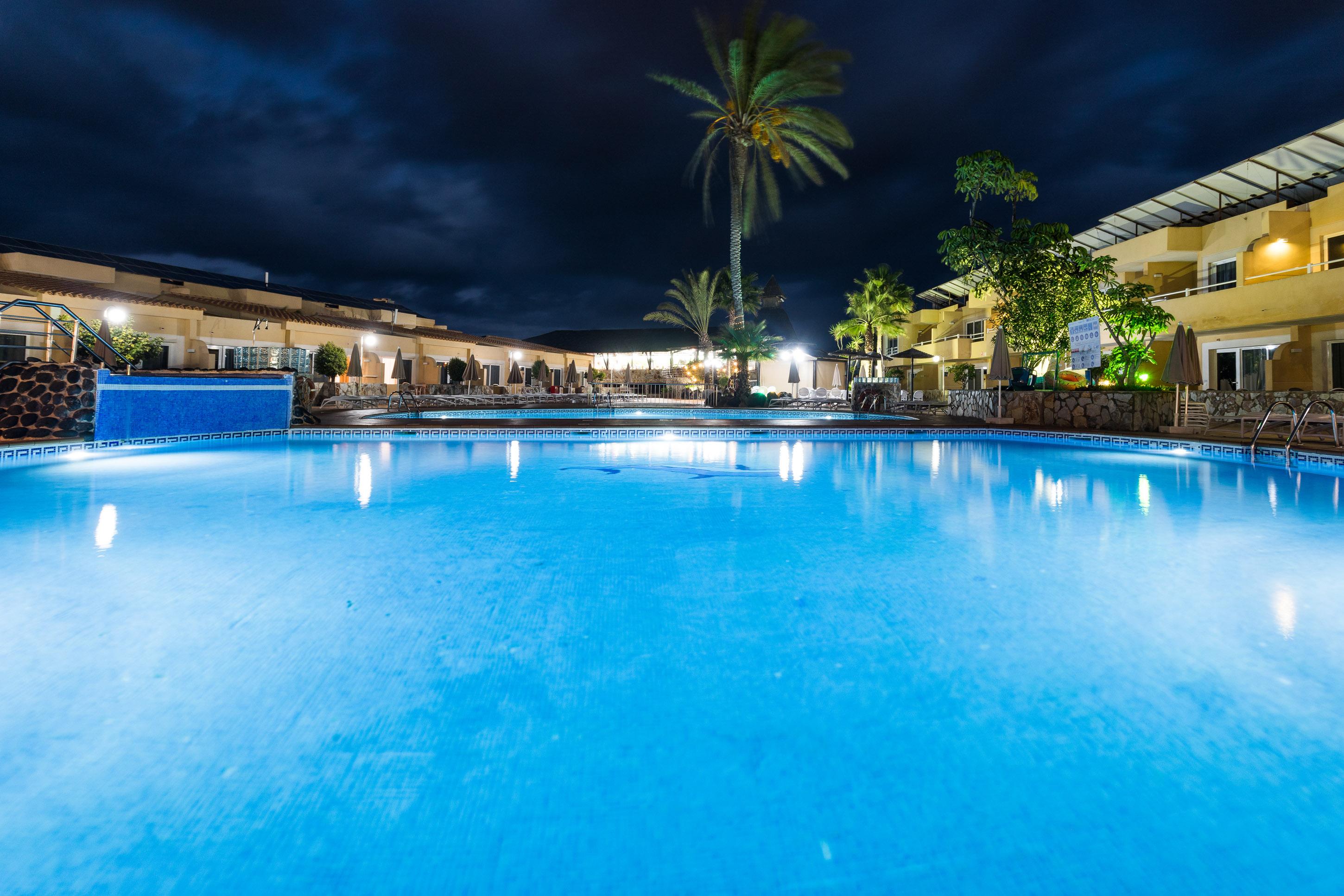 קורלחו Hotel Arena Suite מראה חיצוני תמונה