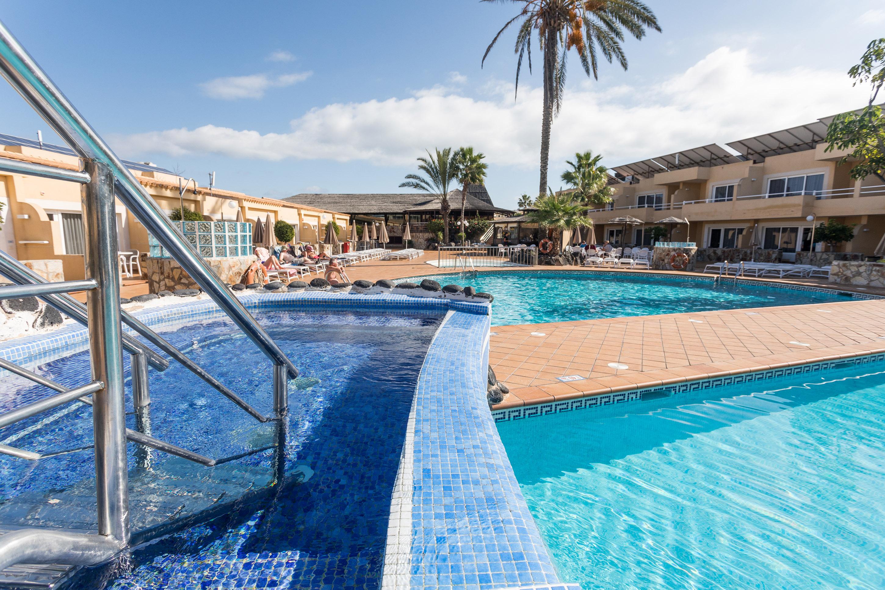 קורלחו Hotel Arena Suite מראה חיצוני תמונה