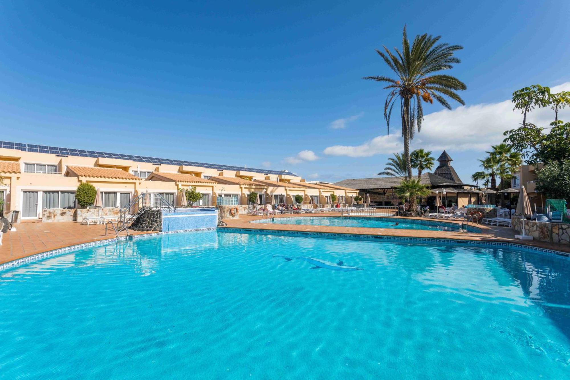 קורלחו Hotel Arena Suite מראה חיצוני תמונה