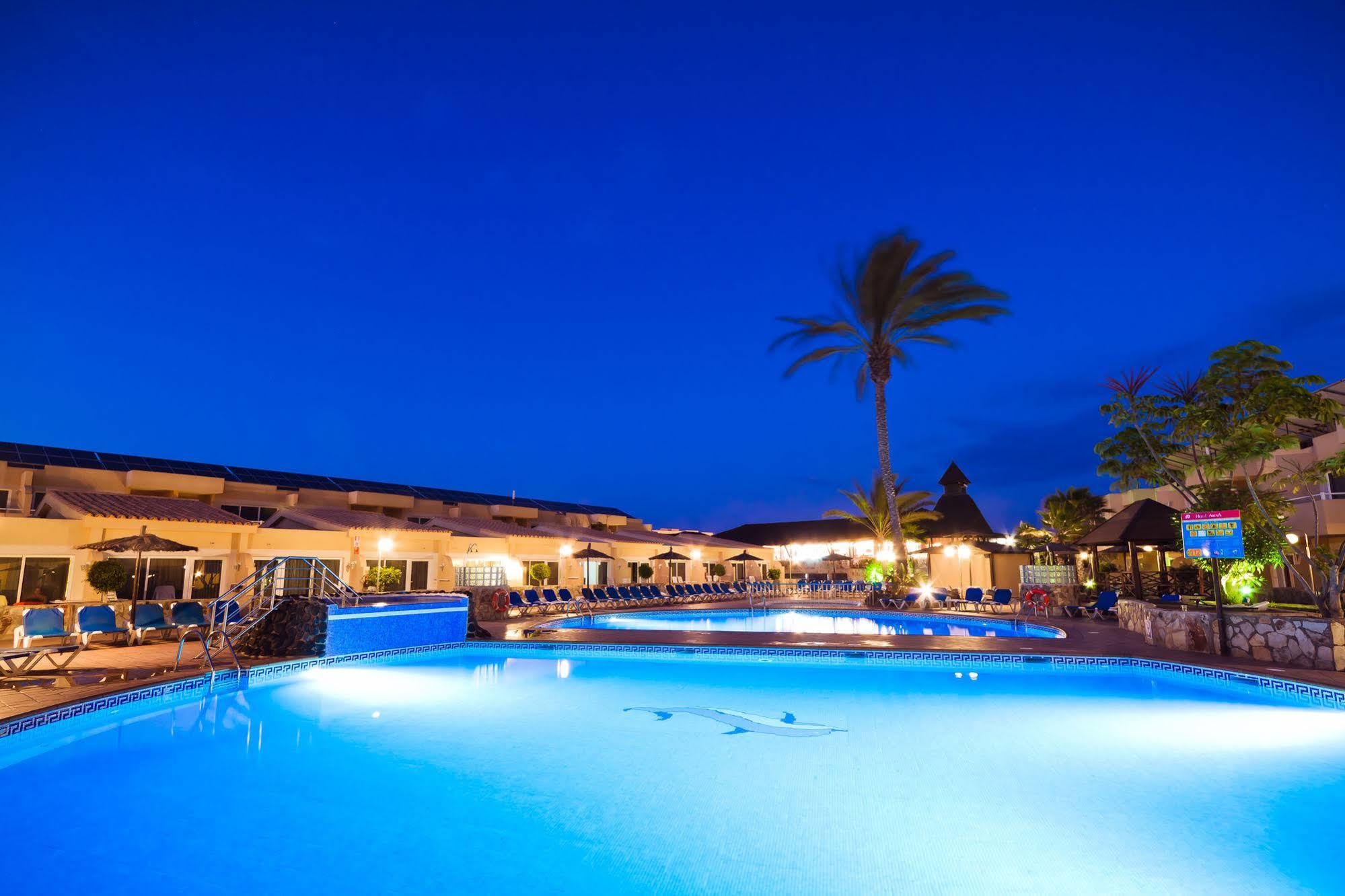 קורלחו Hotel Arena Suite מראה חיצוני תמונה